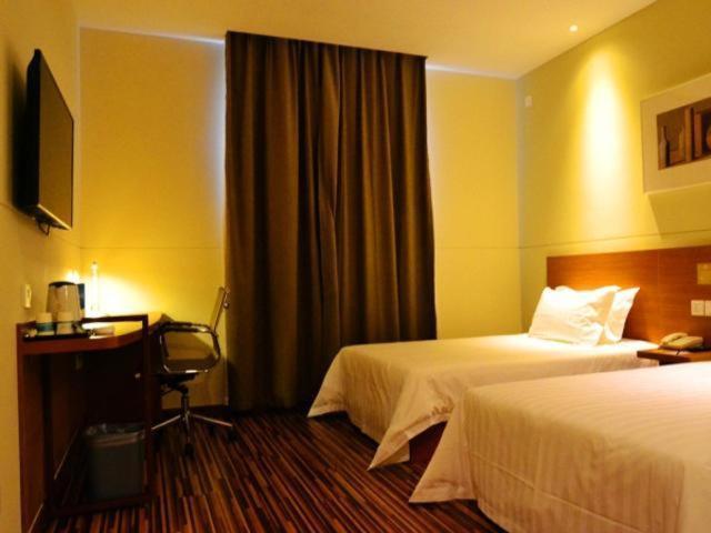 Jinjiang Inn Select Jinan Baotuquan Экстерьер фото