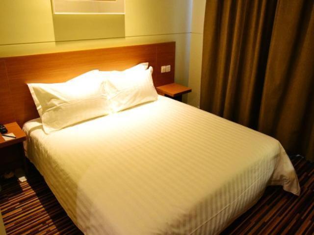 Jinjiang Inn Select Jinan Baotuquan Экстерьер фото